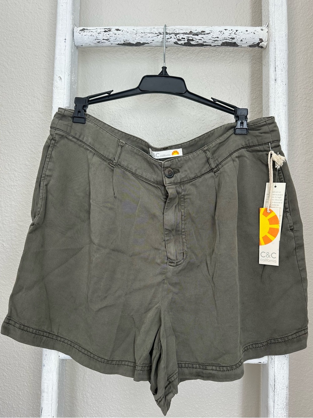 NWT C&C California Olive Shorts with Button Front